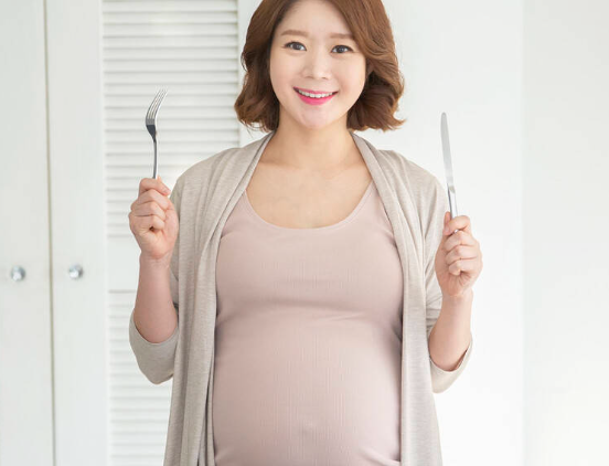 孕期如何进行药物和饮食补充？